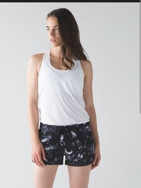 Lululemon Spring Break Away Shorts Dusk Dye White Black Sz 4